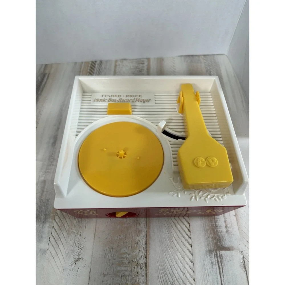 Fisher Price Music Box Record Player w/ 5 discs 2010